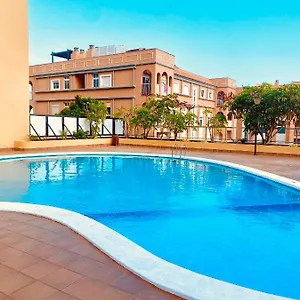 apartamento-2-dormitorios-con-piscina-playa.adeje-hotels.com/
